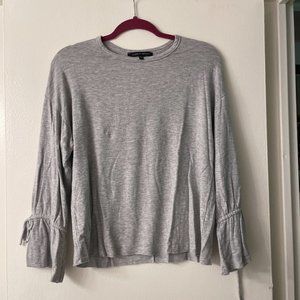 Supply & Demand Women's Grey Flare Sleeve Knit Top Size Small